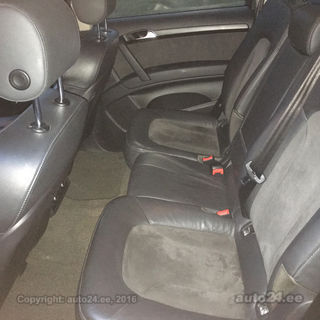 Audi Q7 4.2 V8 240kW