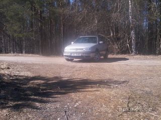 Volkswagen Golf Karman 1.8 R4 66kW