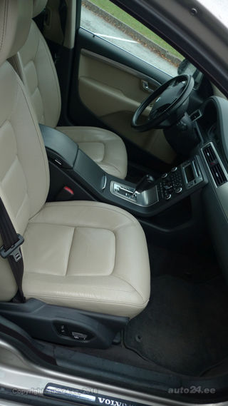 Volvo V70 Momentum 3.2 175kW