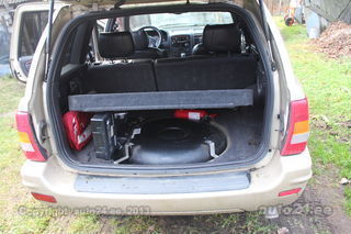 Jeep Grand Cherokee Limited 4.7 V8 162kW