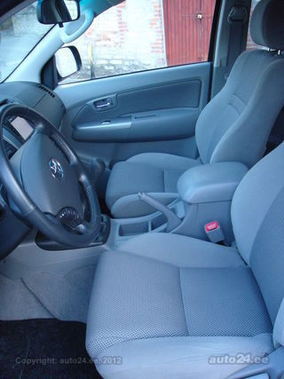 Toyota Hilux SR 3.0 126kW