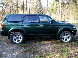 Mitsubishi Pajero Sport 2.5 73kW