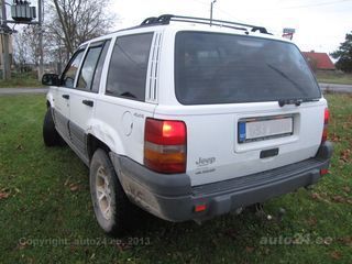 Jeep Grand Cherokee Laredo 4.0 R6 131kW