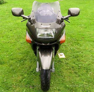 Kawasaki ZZR 600 0.6 r4 72kW