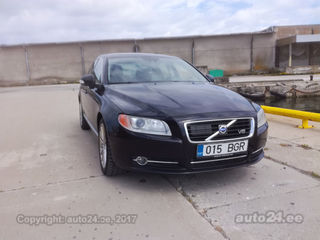 Volvo S80 V8 Excecutive 4.4 V8 232kW