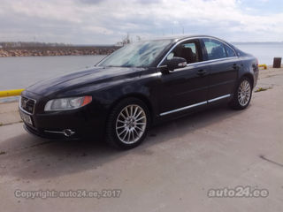 Volvo S80 V8 Excecutive 4.4 V8 232kW