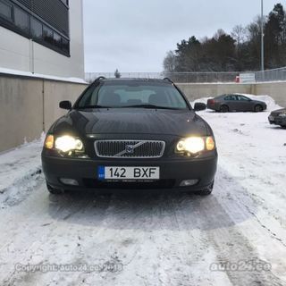 Volvo V70 Business 2.4 D5 120kW