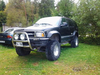 Chevrolet Blazer 4.3 145kW