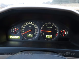 Volvo XC70 Summum 2.4 D5 136kW